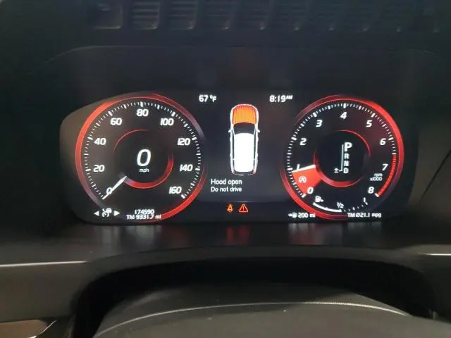 2018 VOLVO XC90 T6