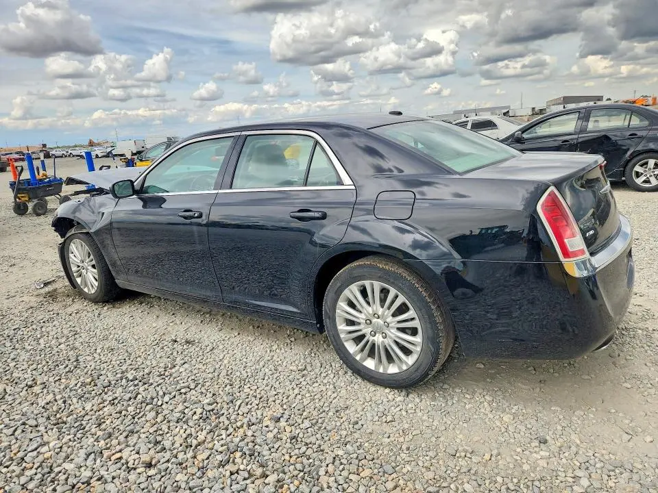 2013 CHRYSLER 300   