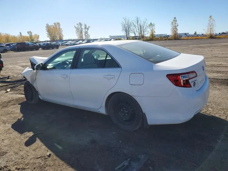 2014 TOYOTA CAMRY L  