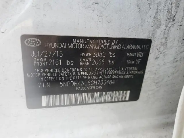 2016 HYUNDAI ELANTRA SE