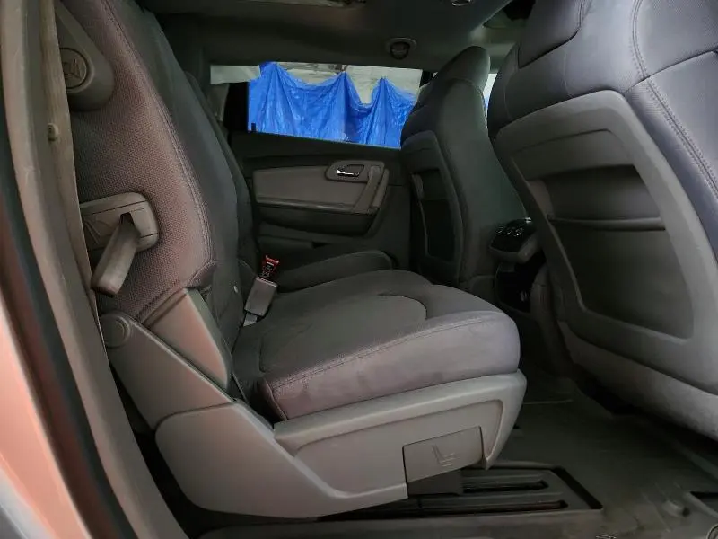 2012 CHEVROLET TRAVERSE LT  