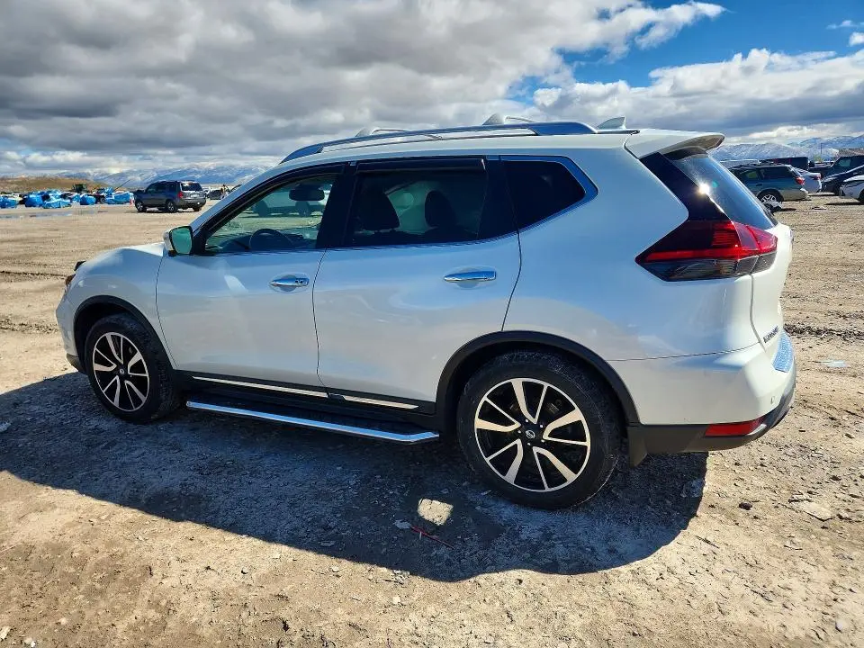 2019 NISSAN ROGUE SL  