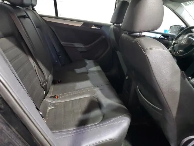 2011 VOLKSWAGEN JETTA SEL  