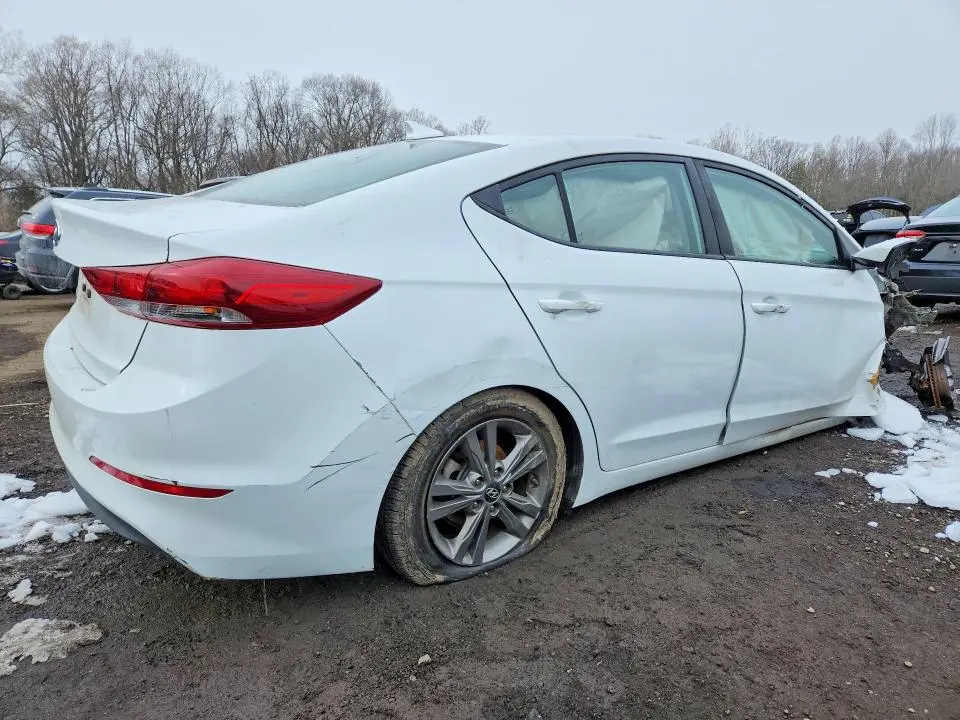 2018 HYUNDAI ELANTRA SEL  