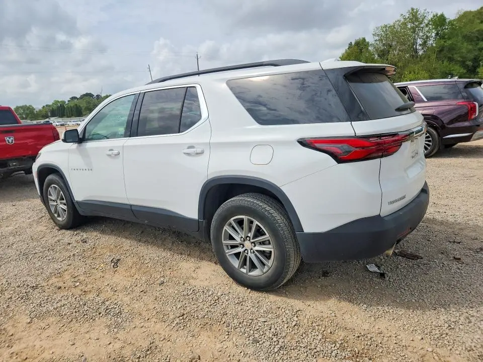 2023 CHEVROLET TRAVERSE LT  