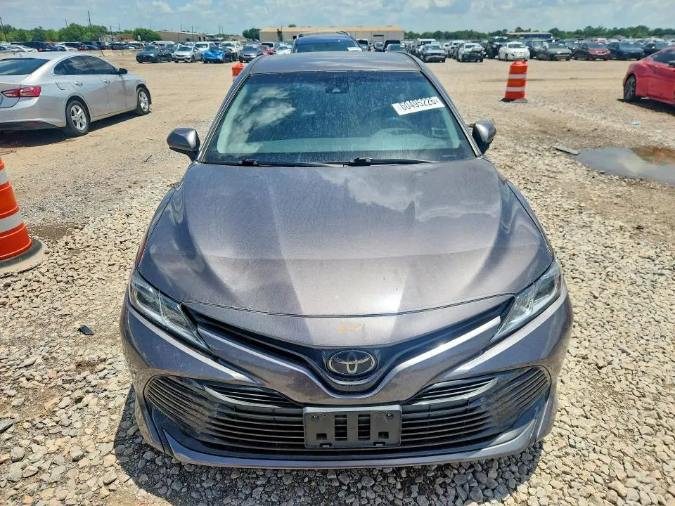 2018 TOYOTA CAMRY LE  