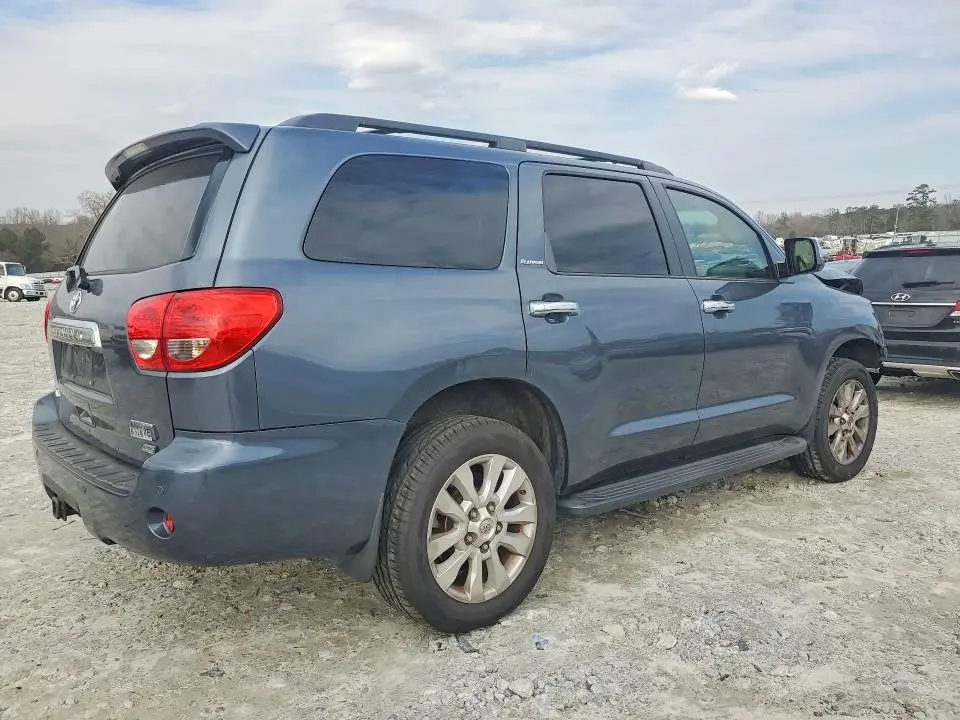 2010 TOYOTA SEQUOIA PLATINUM  