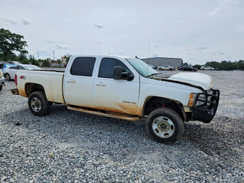 2011 CHEVROLET SILVERADO K2500 HEAVY DUTY LTZ  