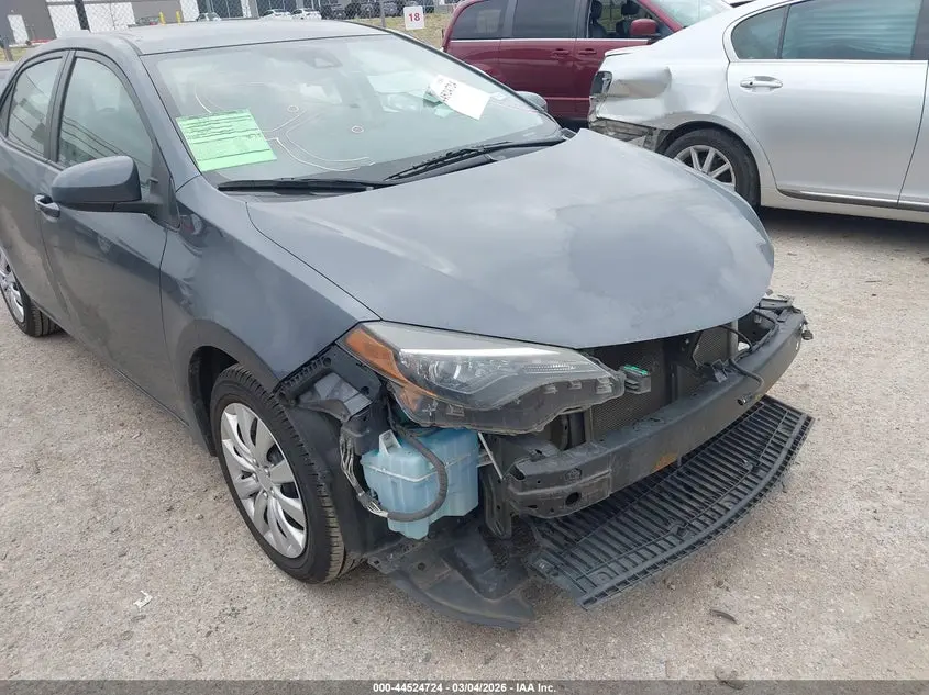 2018 TOYOTA COROLLA LE