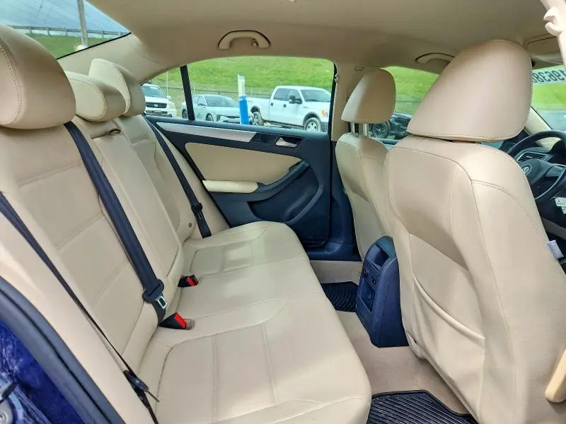 2014 VOLKSWAGEN JETTA SE  