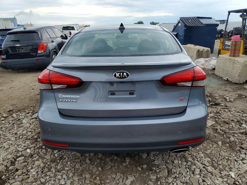 2017 KIA FORTE S  