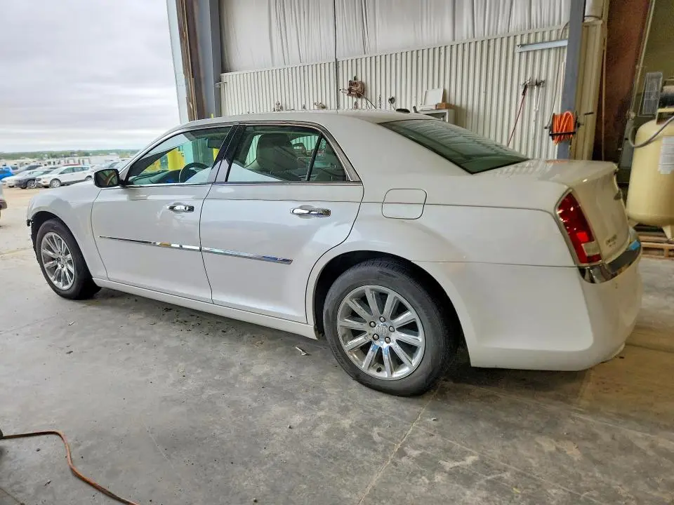 2011 CHRYSLER 300 LIMITED  