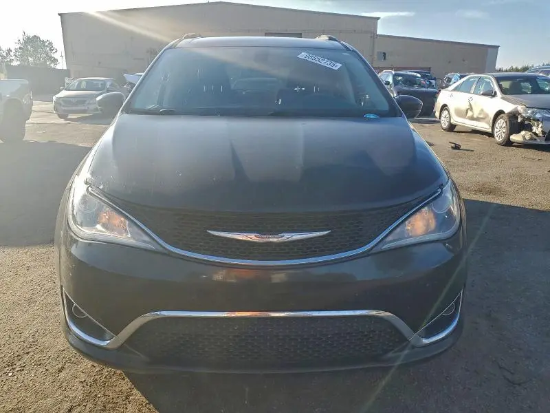 2017 CHRYSLER PACIFICA TOURING L  