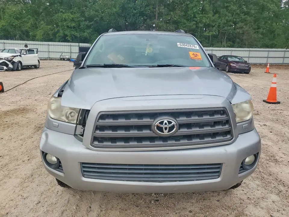 2012 TOYOTA SEQUOIA SR5  