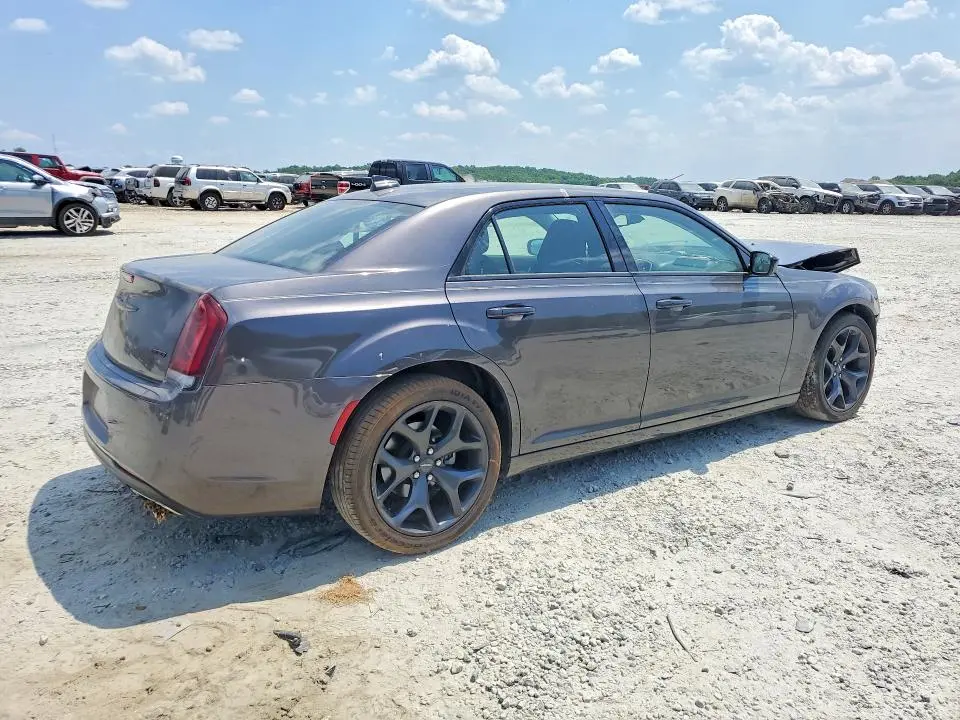2022 CHRYSLER 300 TOURING  
