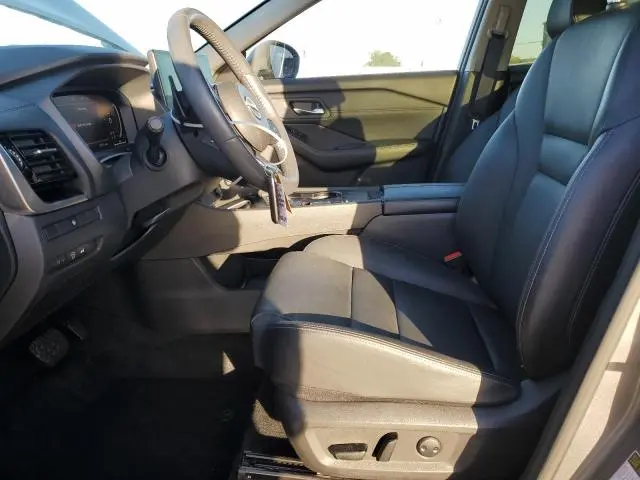 2024 NISSAN ROGUE SL  