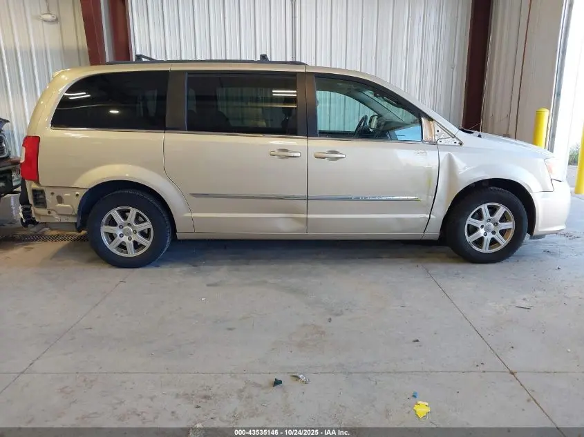 2012 CHRYSLER TOWN & COUNTRY TOURING