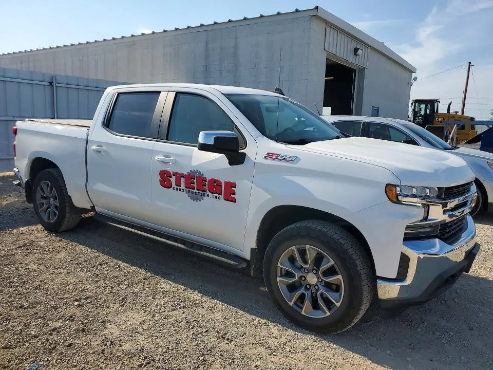 2021 CHEVROLET SILVERADO K1500 LT  