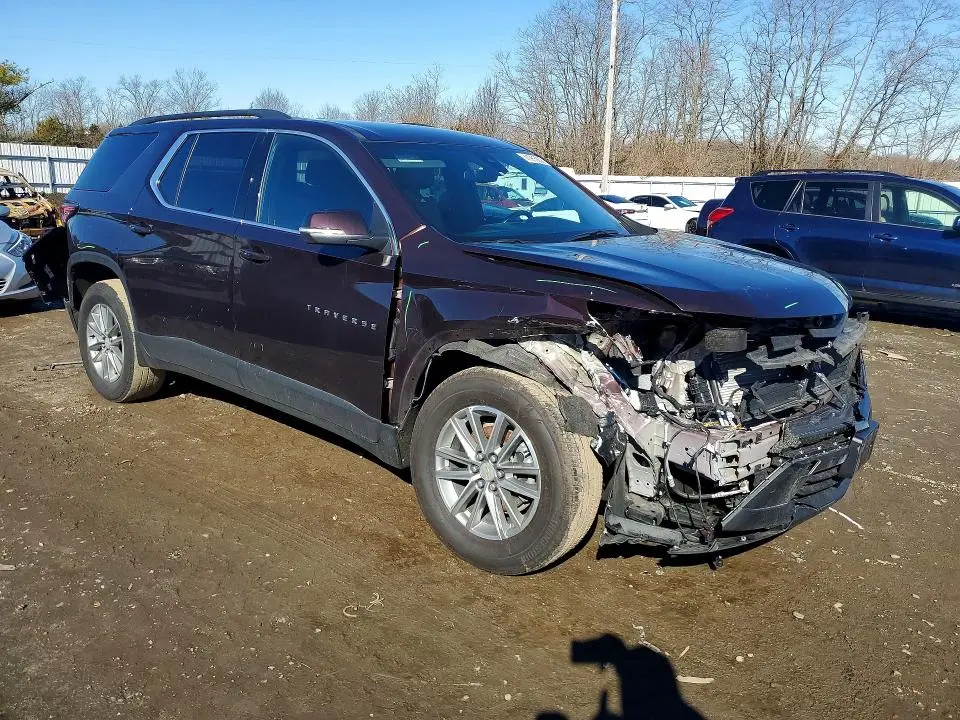 2023 CHEVROLET TRAVERSE LT  
