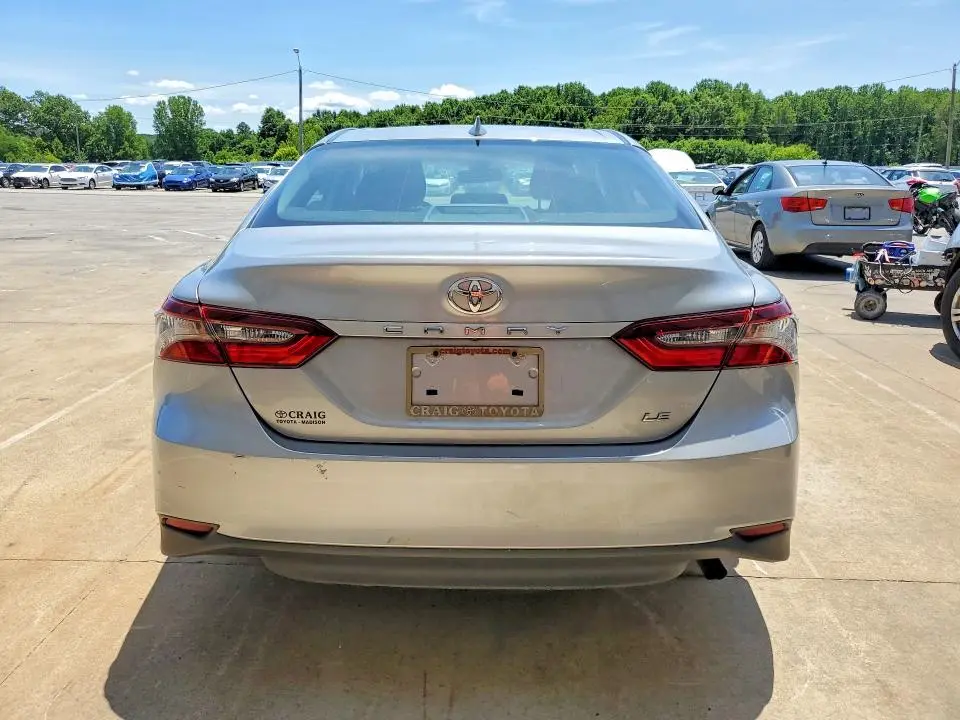 2022 TOYOTA CAMRY LE  
