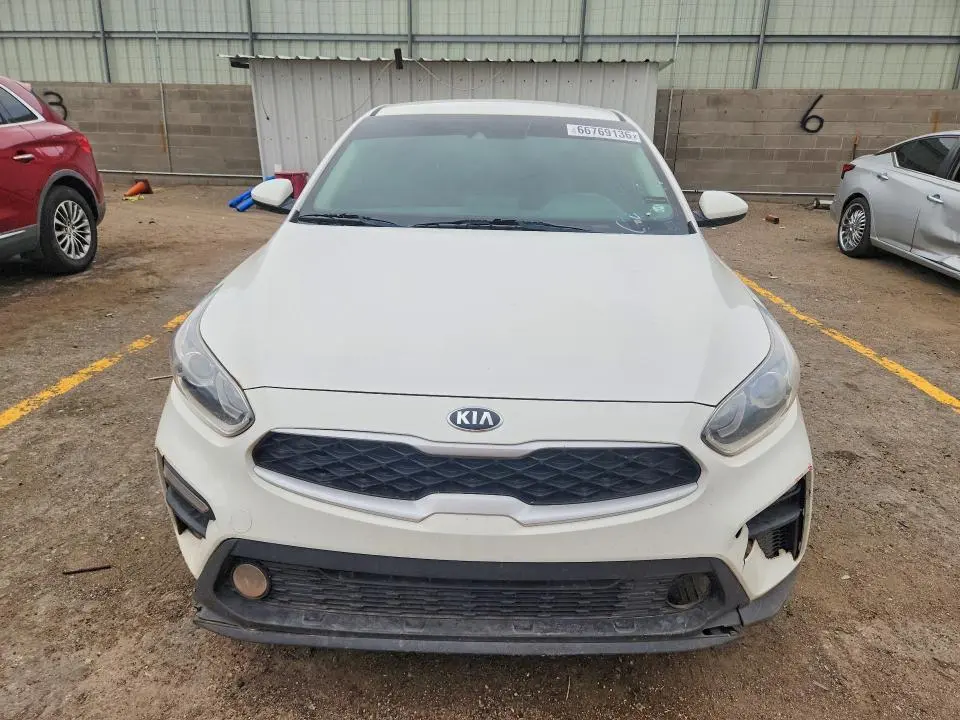 2019 KIA FORTE FE  