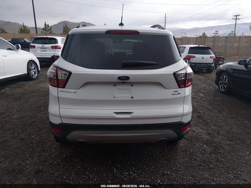 2018 FORD ESCAPE SE