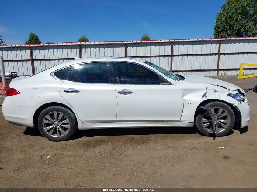 2014 INFINITI Q70 3.7X