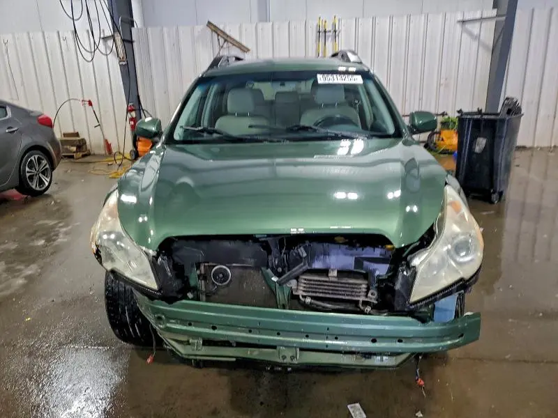 2010 SUBARU OUTBACK 2.5I LIMITED  