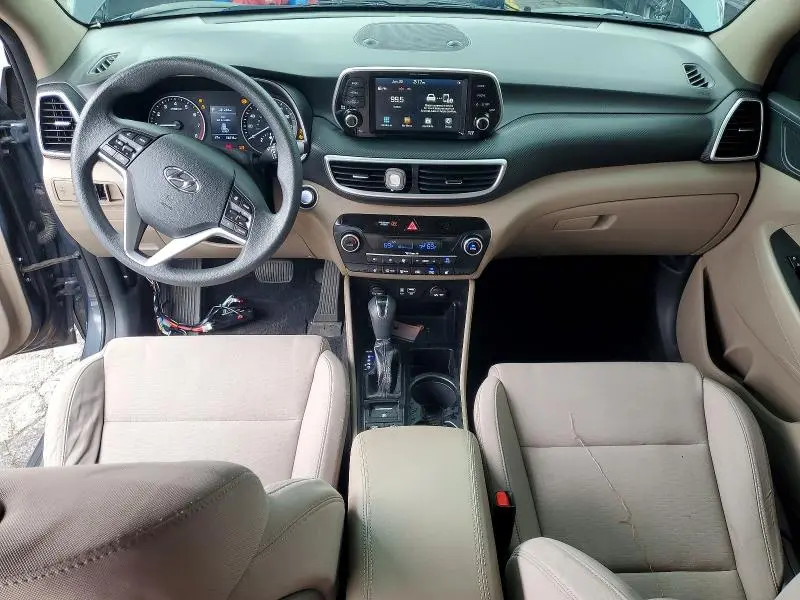 2020 HYUNDAI TUCSON SEL  