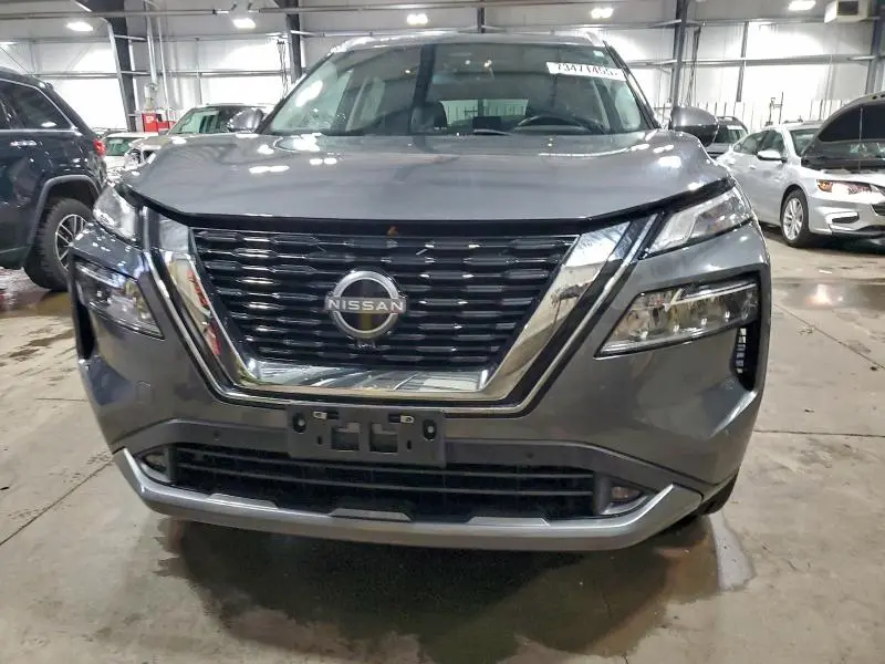 2022 NISSAN ROGUE SL  