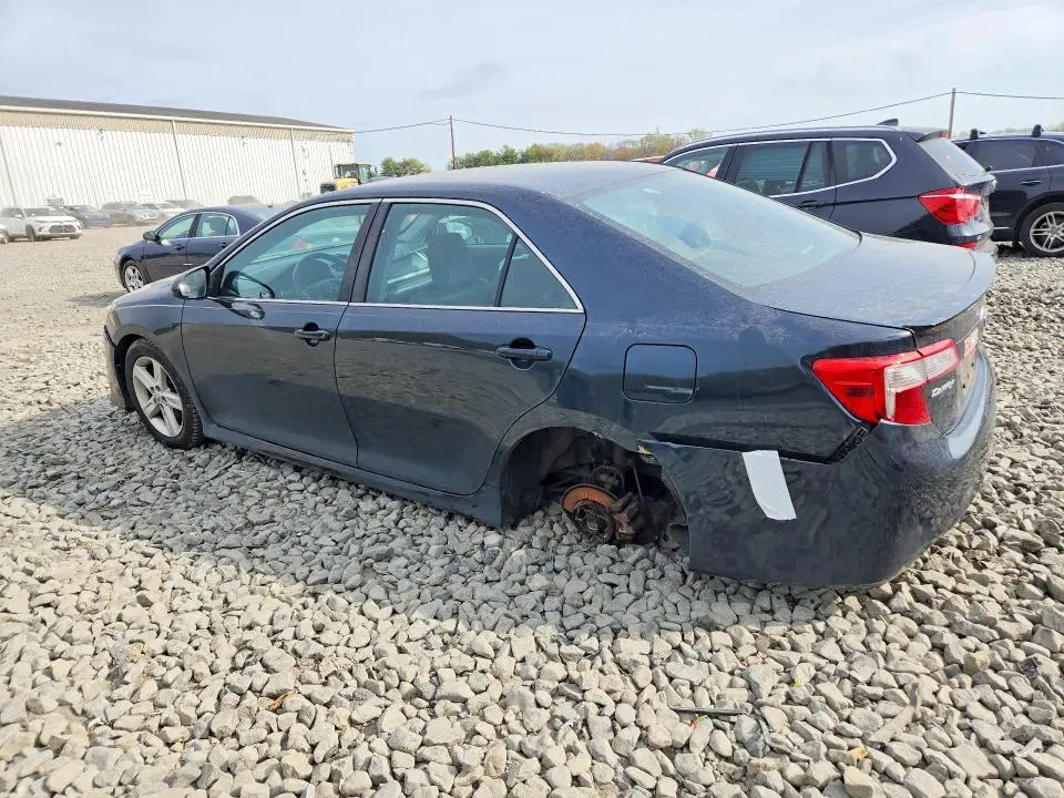 2014 TOYOTA CAMRY L  