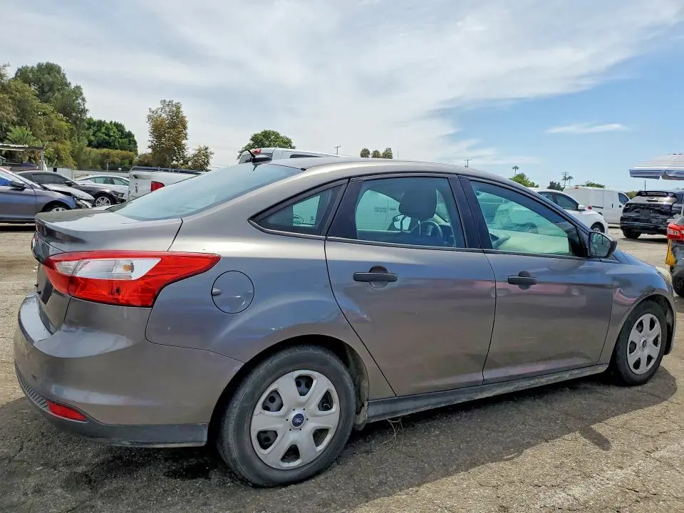 2014 FORD FOCUS S  