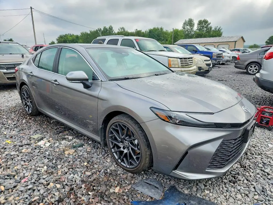 2026 TOYOTA CAMRY XLE  