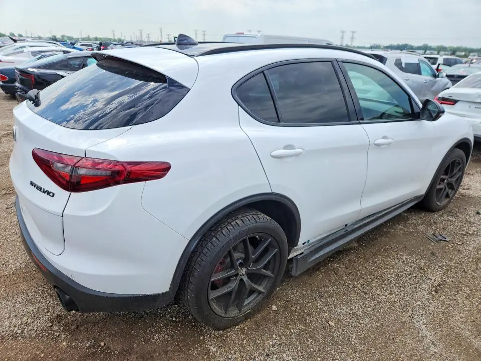 2020 ALFA ROMEO STELVIO   