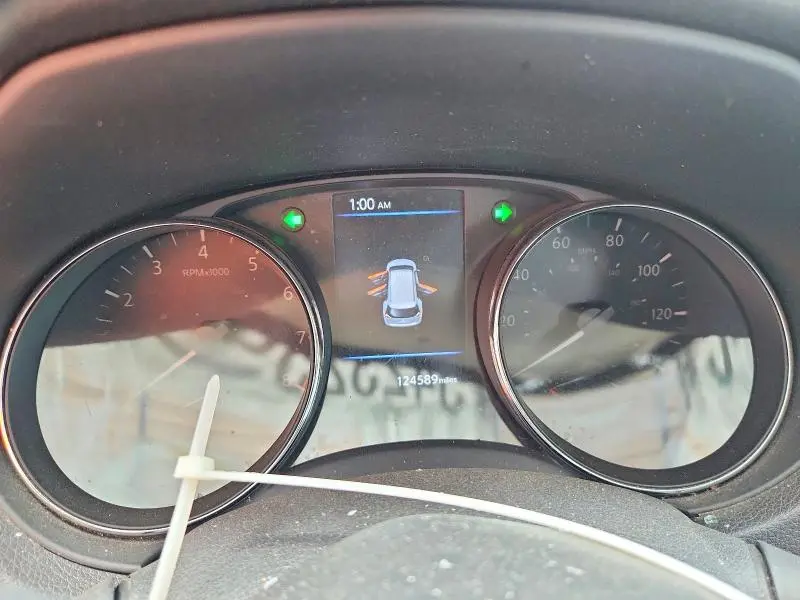 2018 NISSAN ROGUE SV  