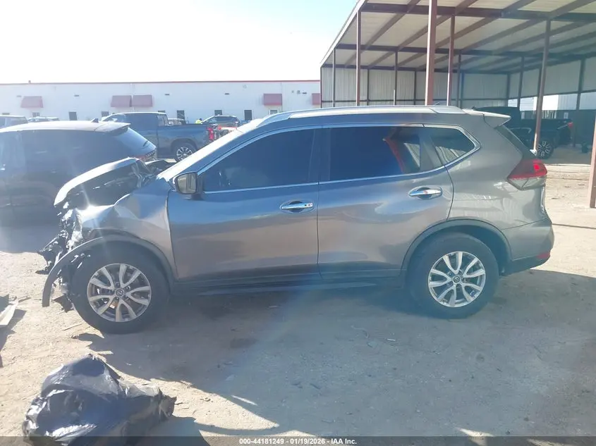 2019 NISSAN ROGUE SV