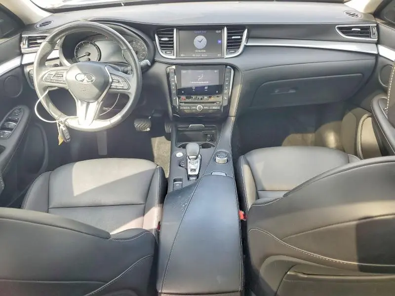 2019 INFINITI QX50 LUXE  