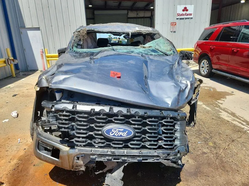 2024 FORD F150 STX  