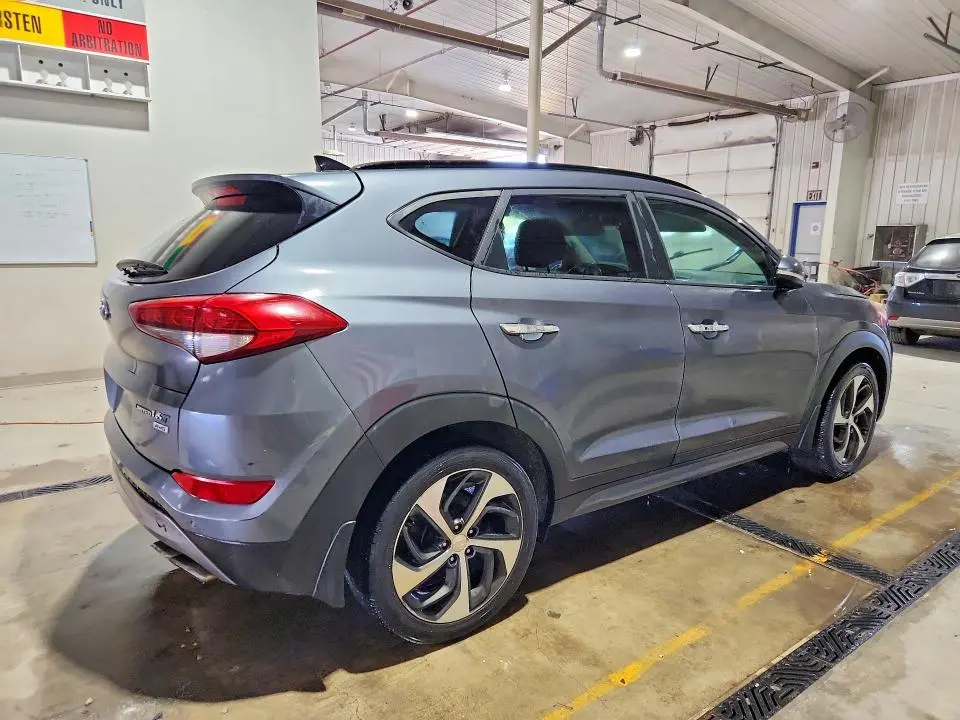 2016 HYUNDAI TUCSON LIMITED  