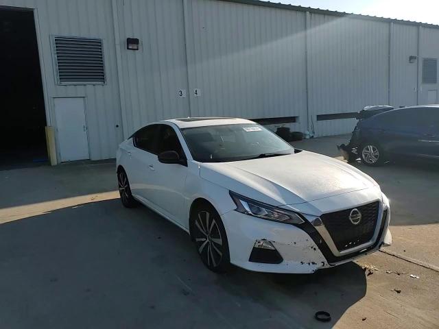 2019 NISSAN ALTIMA SR