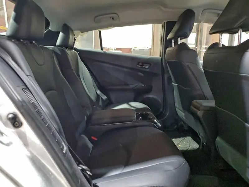 2017 TOYOTA PRIUS PRIME   