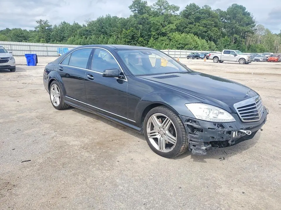2013 MERCEDES-BENZ S 550  