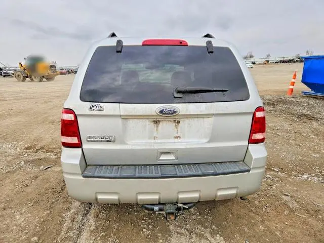 2010 FORD ESCAPE XLT  