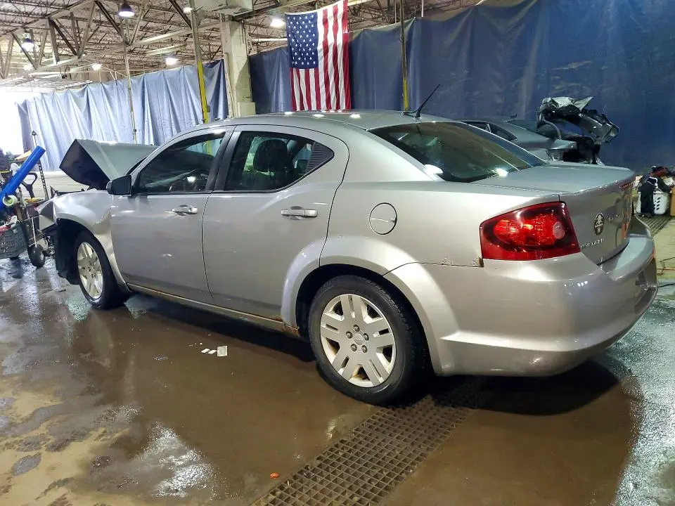 2013 DODGE AVENGER SE  
