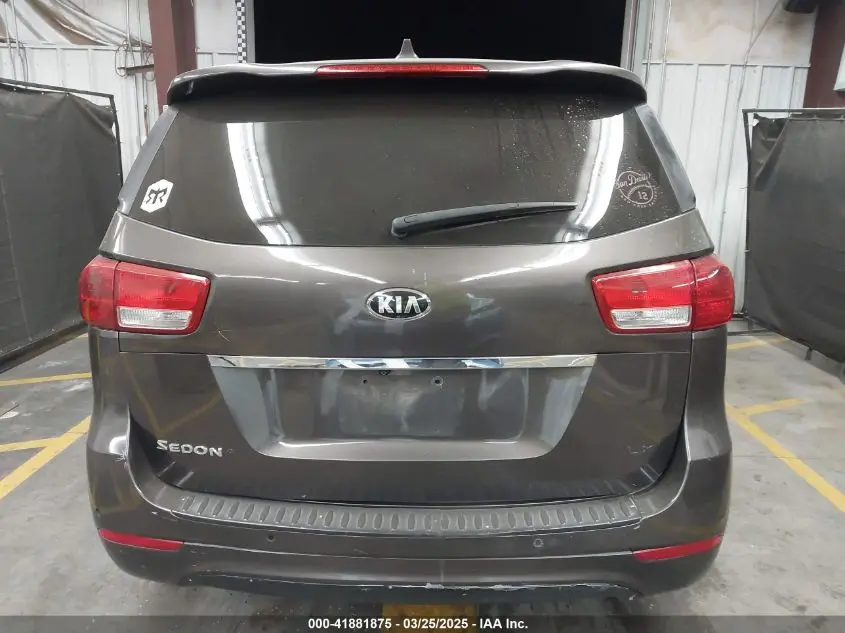 2017 KIA SEDONA LX