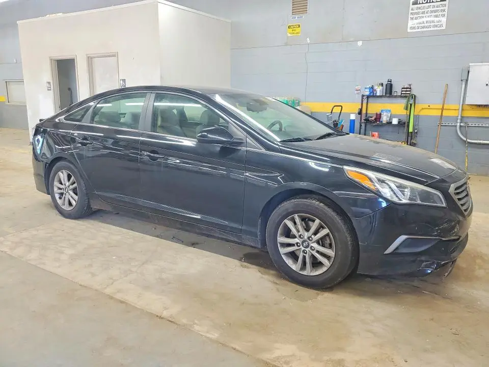 2016 HYUNDAI SONATA SE  