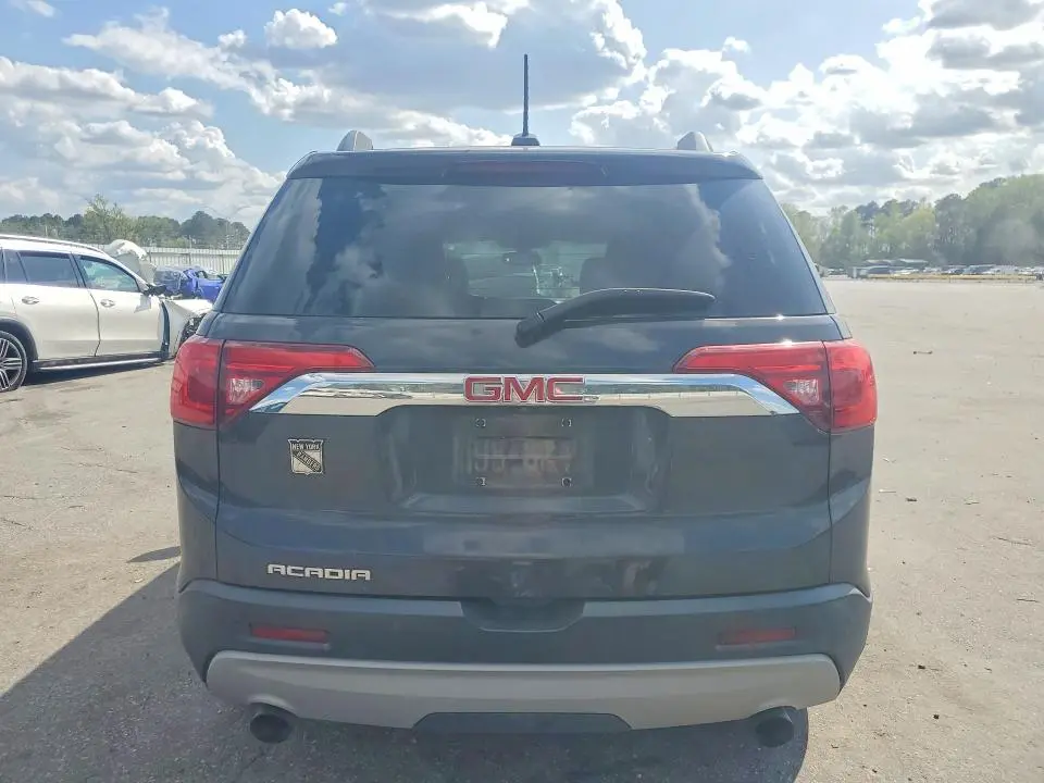 2017 GMC ACADIA SLT-1  