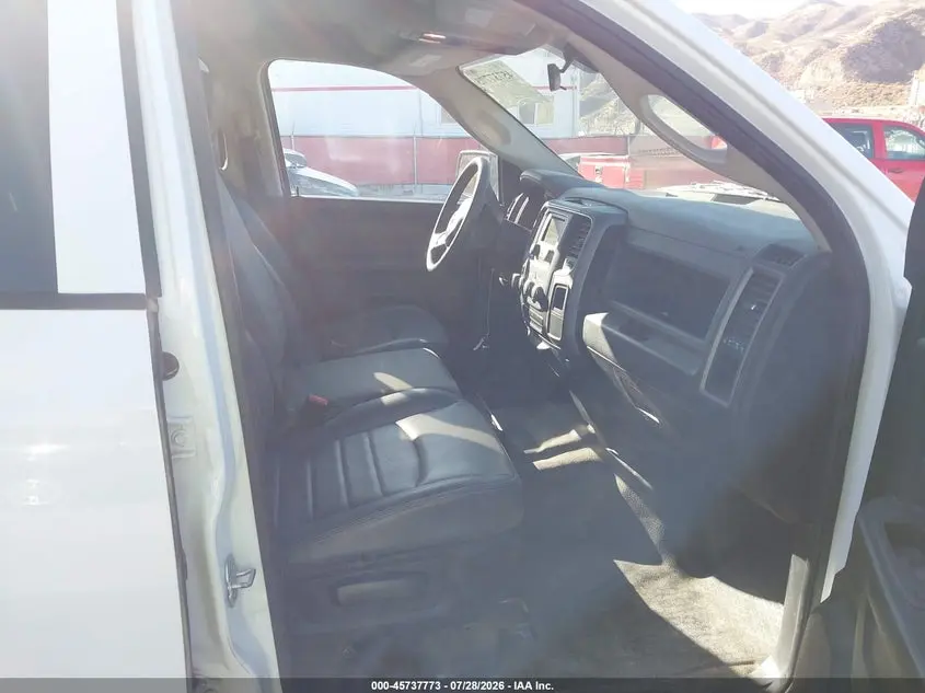 2019 RAM 1500 CLASSIC  