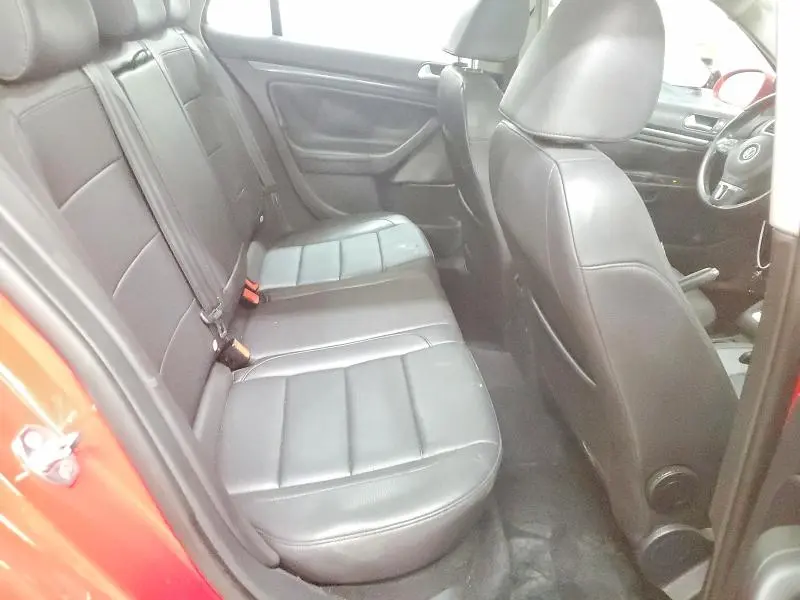 2012 VOLKSWAGEN JETTA TDI  
