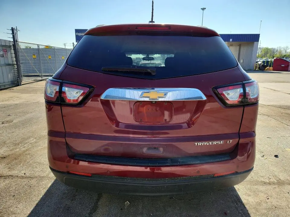 2016 CHEVROLET TRAVERSE LT  